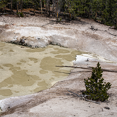 Sulphur Caldron